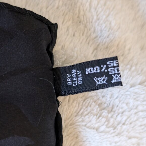 ITALIAN SQUARE SILK SCARF 100% Italy Black Gold White Key Keys Crown Women's - Picture 3 of 6